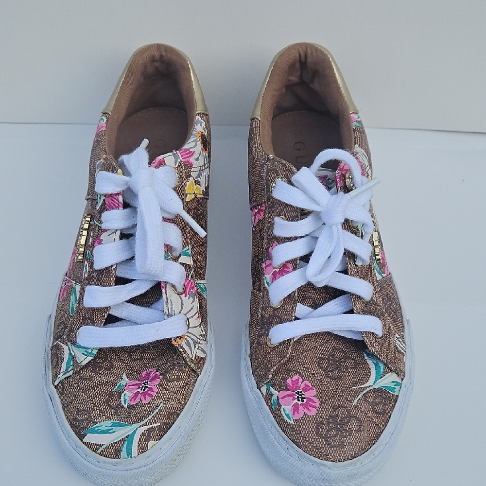 Floral GUESS  Brown Women's Sneakers